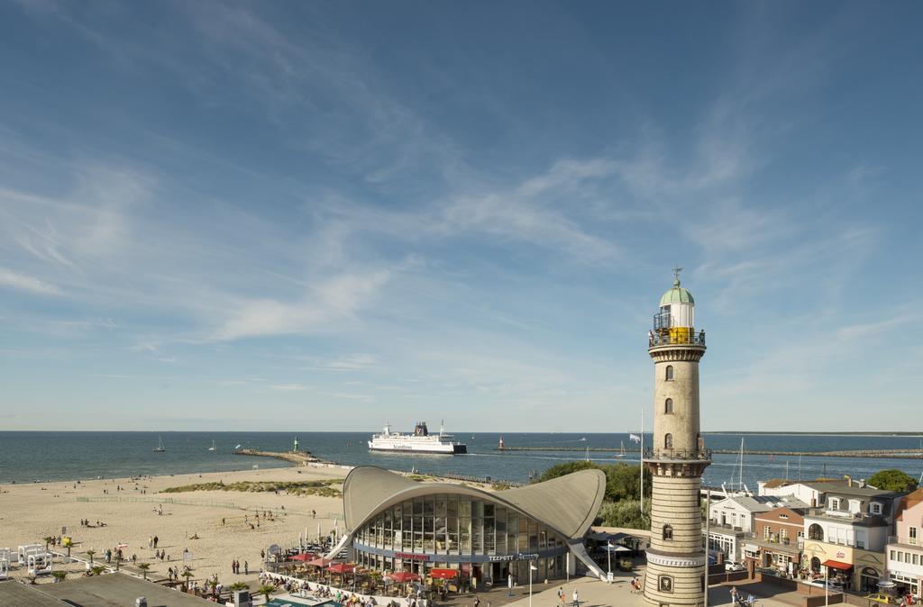 Hotel Am Leuchtturm Rostock Exterior photo